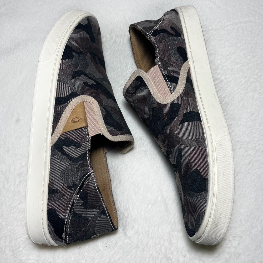 Olukai Pehuea Camouflage‎ Slip-On Shoes Sneaker Women’s Sz 10 - Picture 2 of 8